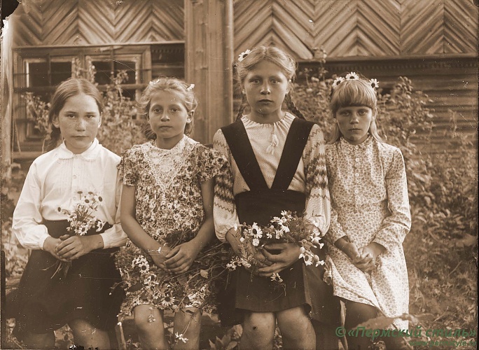 Жители Краснокамского р-на, 1930-е годы, фот.Георгий Зеленин