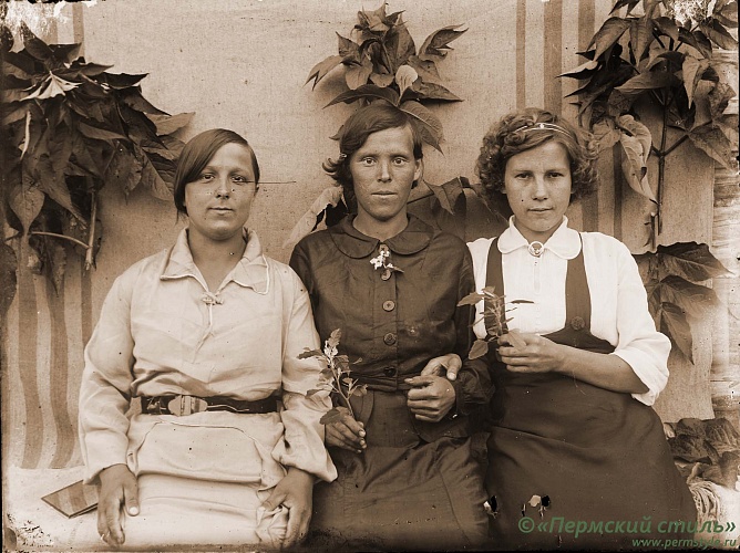 Жители Краснокамского р-на, 1930-е годы, фот.Георгий Зеленин