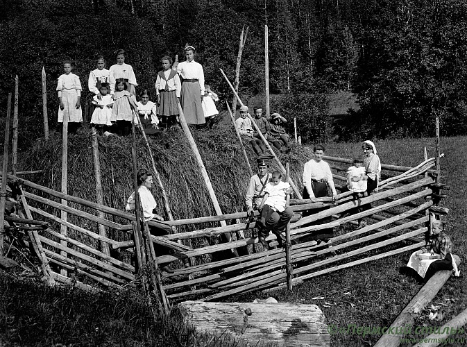 Скирда. Деревенские выходные
