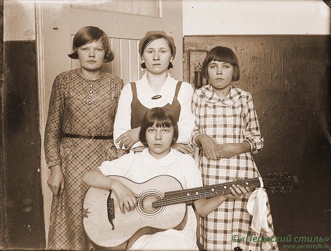 Жители Краснокамского р-на, 1930-е годы, фот.Георгий Зеленин