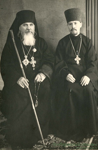 Иоасаф (Овсянников), архиепископ_15. Пермь, 1972 год. С о.Иоанном Сексяевым (в монашестве – архимандрит Стефан)