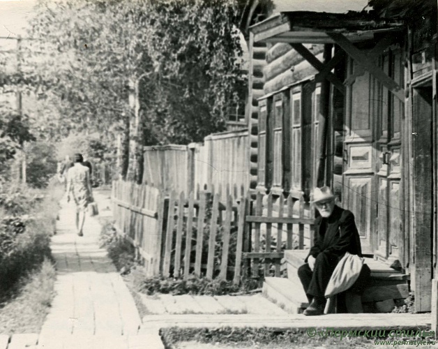 Виктор (Плешков)_009, тайный монах. Оханский дом родителей, 1967 год