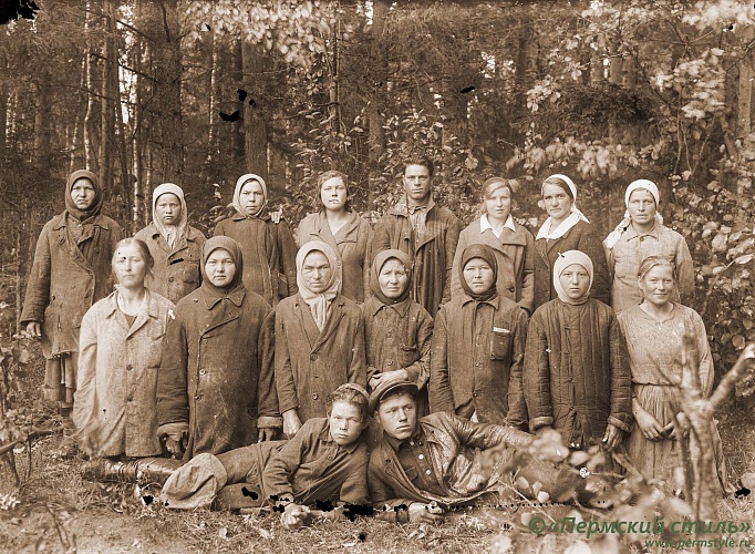 Жители Краснокамского р-на, 1930-е годы, фот.Георгий Зеленин