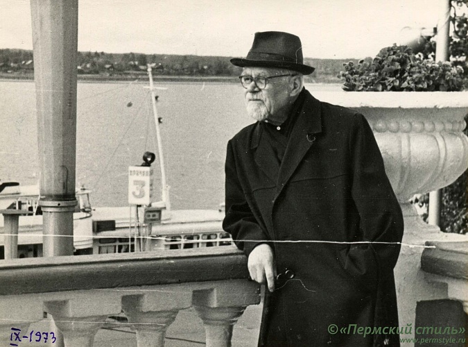 Виктор (Плешков)_029, тайный монах. На пермской пристани, 1973 год