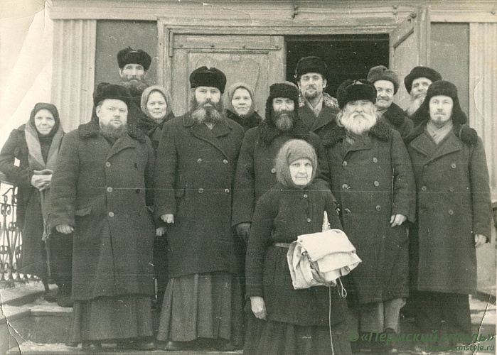 Оборин Александр_09. Лысьва, духовенство и прихожане Иоанно-Богословского храма
