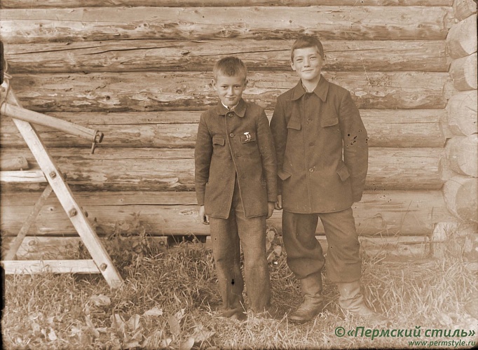 Жители Краснокамского р-на, 1930-е годы, фот.Георгий Зеленин